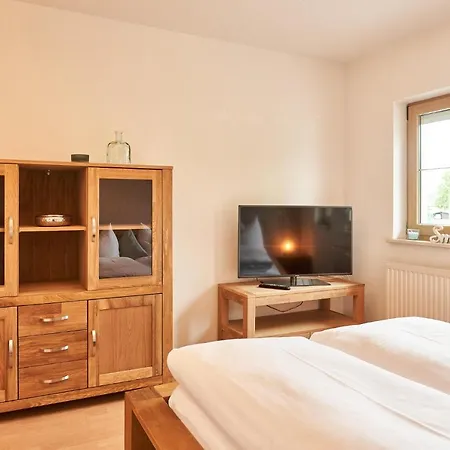 Schatz Apartment